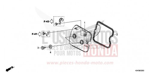 CYLINDER HEAD COVER NSS300AD de 2013